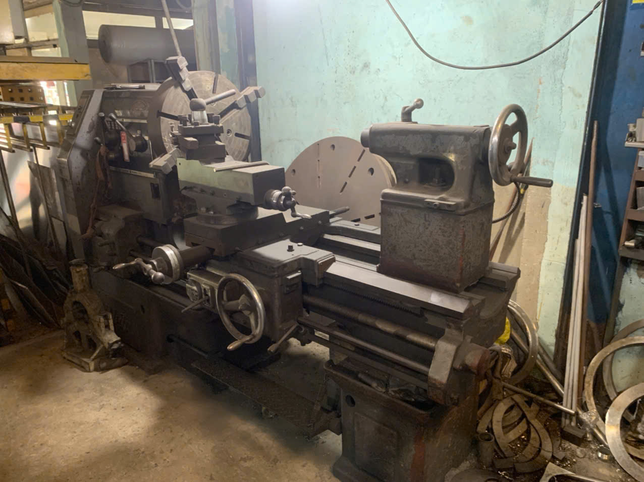 Lathe machine 2.jpg
